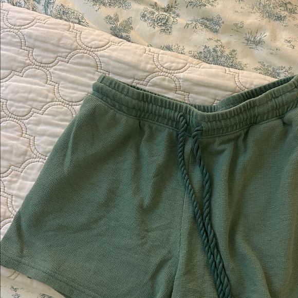 Universal Thread Green Lounge Set - Picture 5 of 5